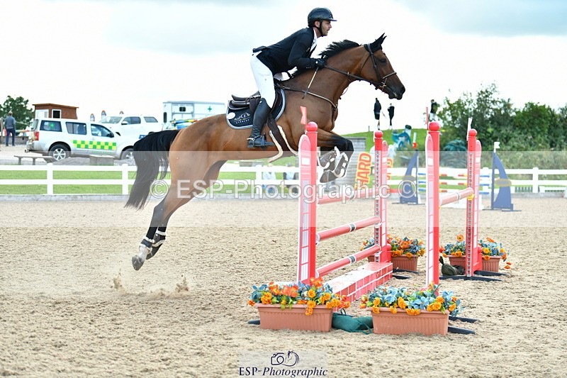 230721A-104005-05237 - Cls 30, 6 Yr Olds 1.20m