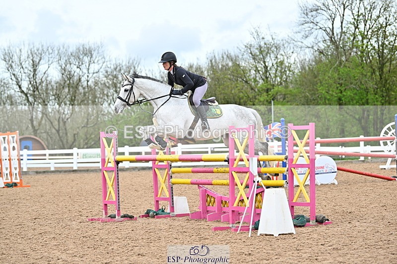 240501A-144306-01125 - Cls 8 Snr Foxhunter and 1.20m Open