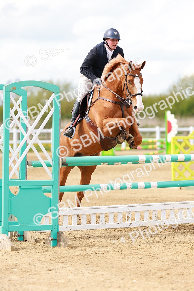 SBM_002055 - Class 4 - Senior Newcomers - 1.10m