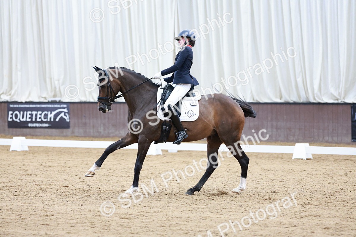 SBM_017845 - Class 15 - FEI Junior