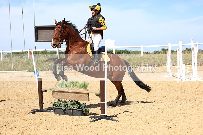 3E7A7084 - Class 2: 70cm