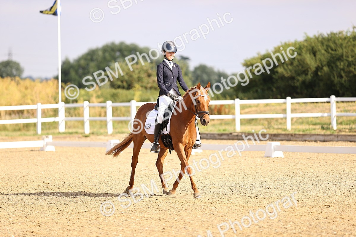 SBM_008477 - Novice 5 - 08.30-9.33