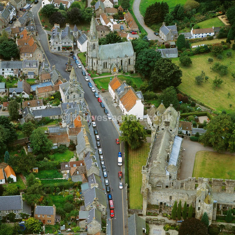 A00657C Falkland Village center 2006 - Settlements, infrastructure and attractions