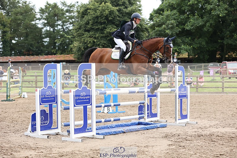 240804-164045-17003 - 751-Jess_Rimmer-SIR_HENRY_HALL