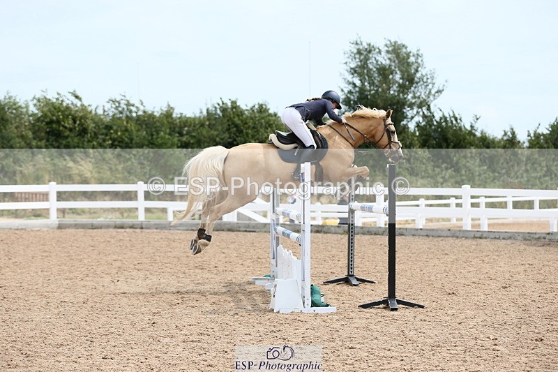 230716A-150029-04148 - Class 25a Pony Fox & 1.10 Open