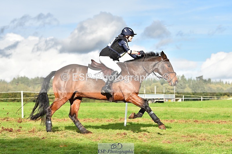 231021-152356-19090 - 552-MONBEG.BY.MAGIC-Xanthe.Baylis-SC+XC