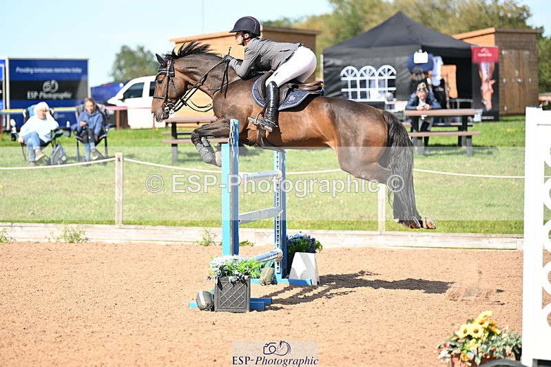 240913A-145704-04957 - Cls 17 National 1.30m Open