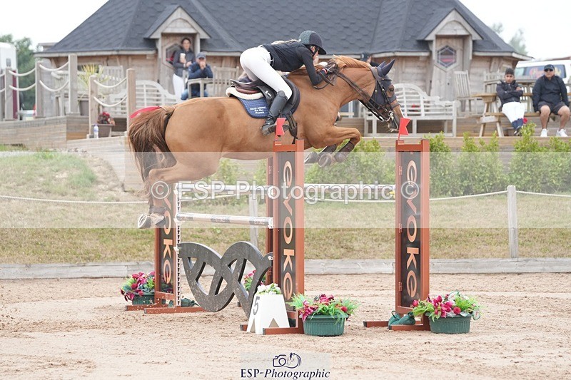 250718-105825-09856 - Cls 2, 3 Star Small Tour Break til End