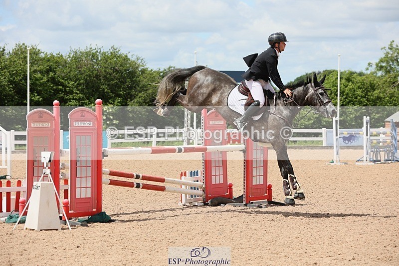 250528-133529-01063 - Cls 4 Newcomers and 1.10m Open