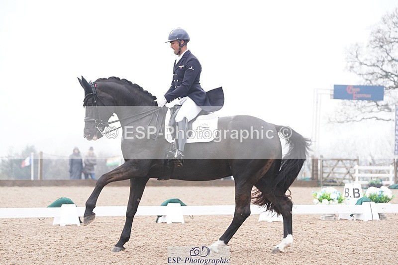 250404-092930-04057 - 022-Jezz.Palmer-Romanno.Weltino