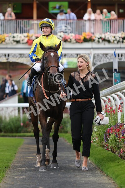 yr09102021r7-37 - Race 7 5.00pm Coral Proud Sponsors Of British Racing Finale Handicap