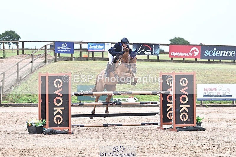 250731-102720-00371 - Cls 02 Snr Fox 1st Rnd