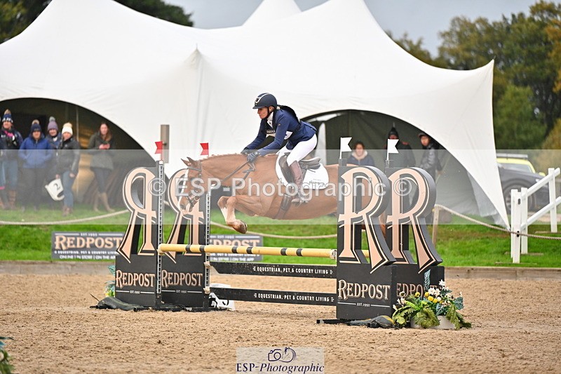 251026A-171709-27004 - H-654-Philippa.Skelton