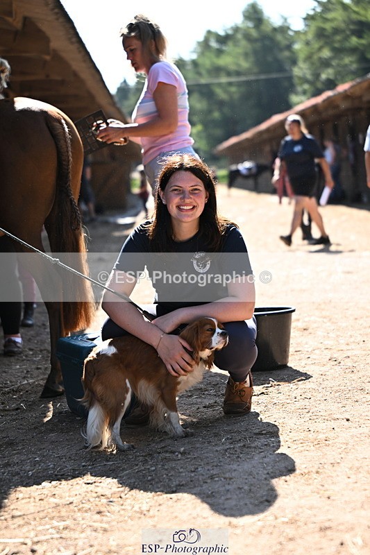 240729B-092648-01797 - Monday Stable Shots