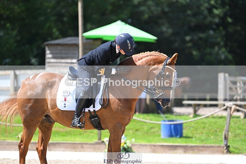 230811-123848-01349 - Cls 4 Adv Medium Silver