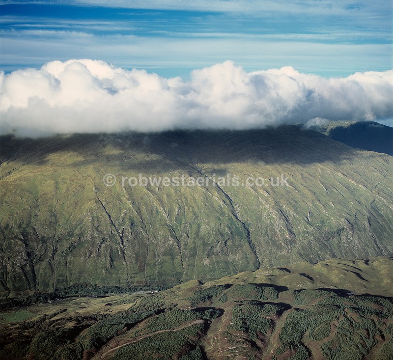 A00727G Slopes of Ben Cruachan at the Pass of Brander - Mountains, hills and moors