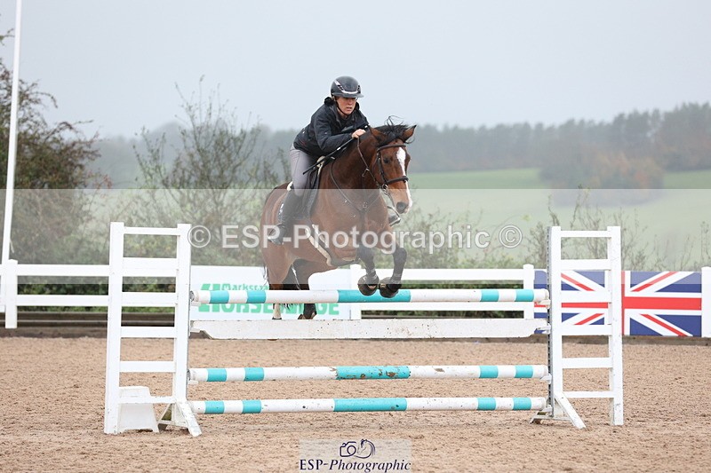 231112A-125827-04296 - Cls 19 Snr 1.05m Open