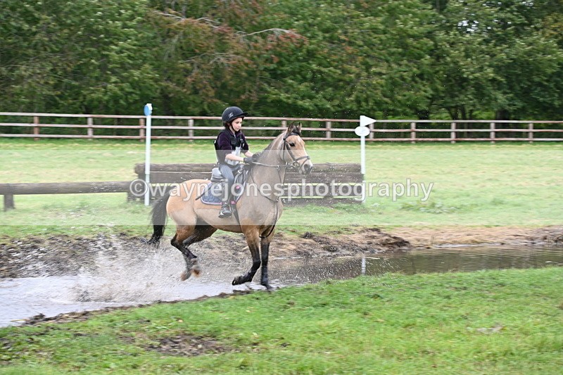 WJ6_7010 - Time at Photographer 13:06 to 13:23