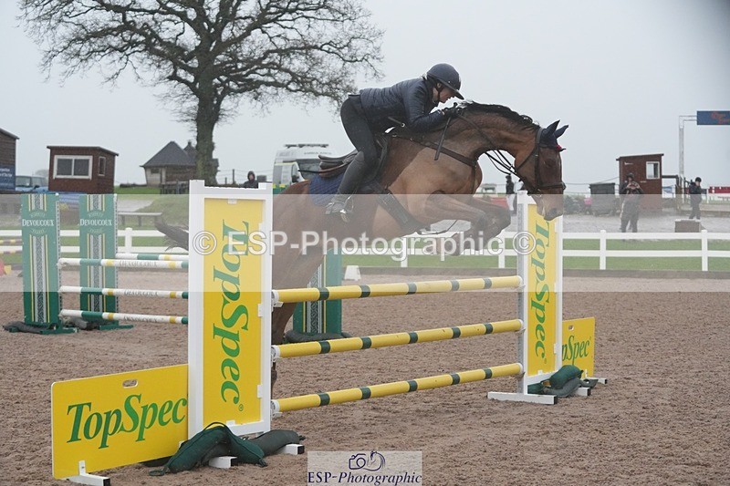 251207-105348-01763 - Cls 18 Snr Discovery and 1m