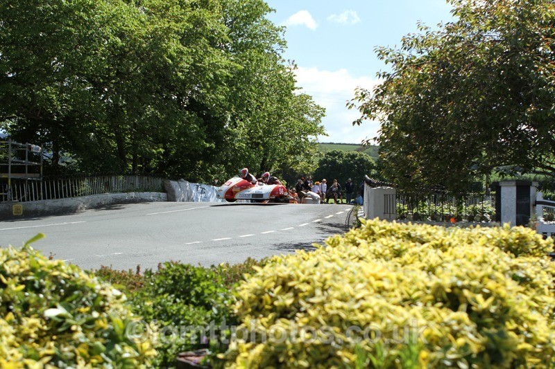 IMG_2842 - Sidecar Race 2 - TT 2013