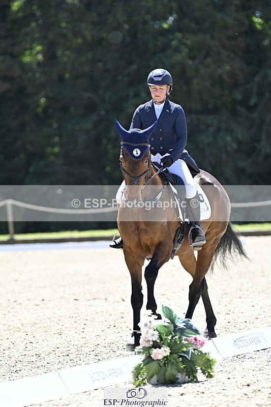 250522A-122017-03430 - B-325-Kat.Raybould-MONBEG.SHELBY
