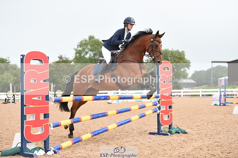 230902A-113016-00603 - Cls 8 1.05m Amateur Quali