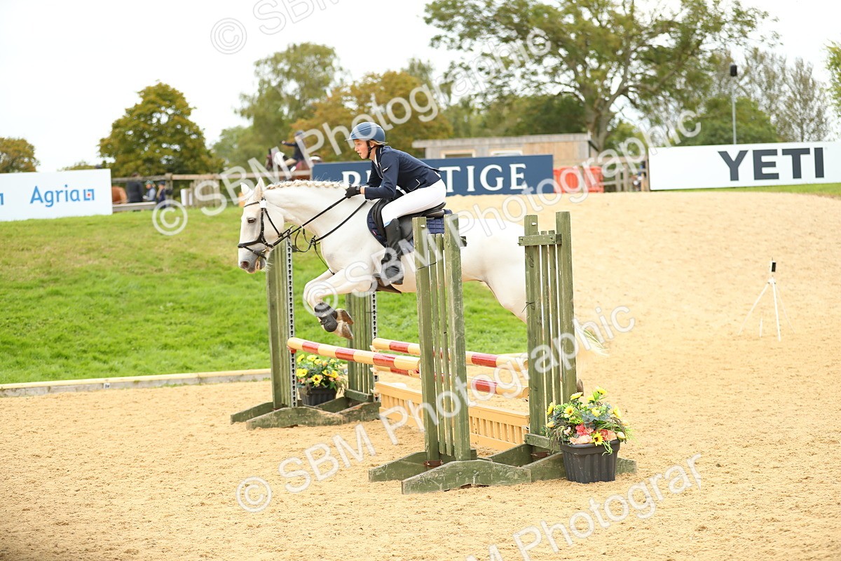 SBM_75967 - J19 - Junior 90cm Supreme Championship
