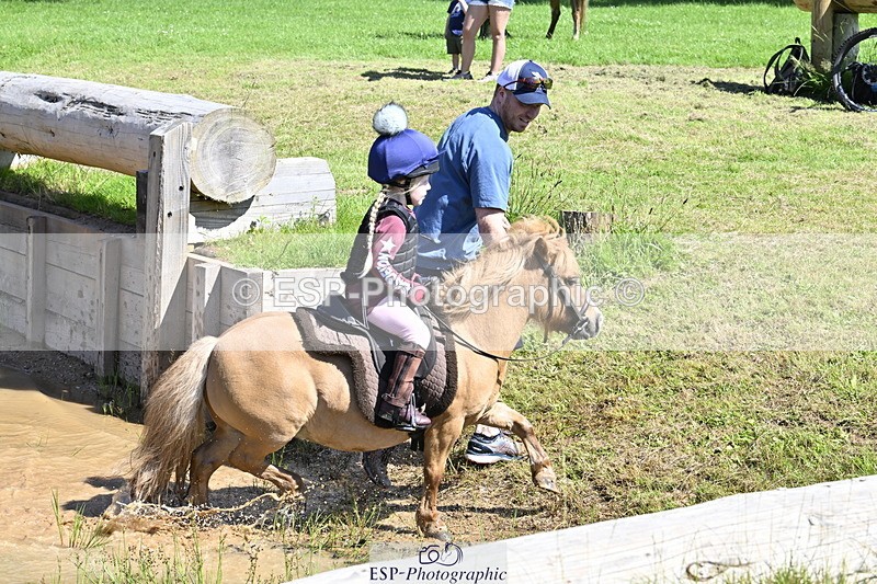 240728B-111519-01295 - Gemma's Group XC