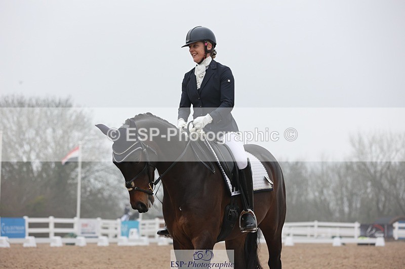 250404-094414-04571 - 083+087-ellie.romanello+Jenny.Lo-vel