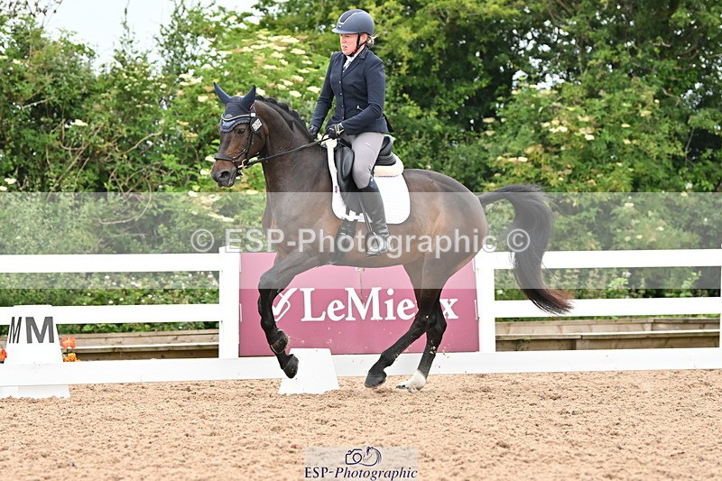 240623A-171002-20335 - Cls 57 BD Adv Medium 98