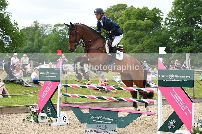 230528-151144-18911 - 180-GUEULE_DE_REVE-Arthur_Duffort-SUNTrotUp+SJ