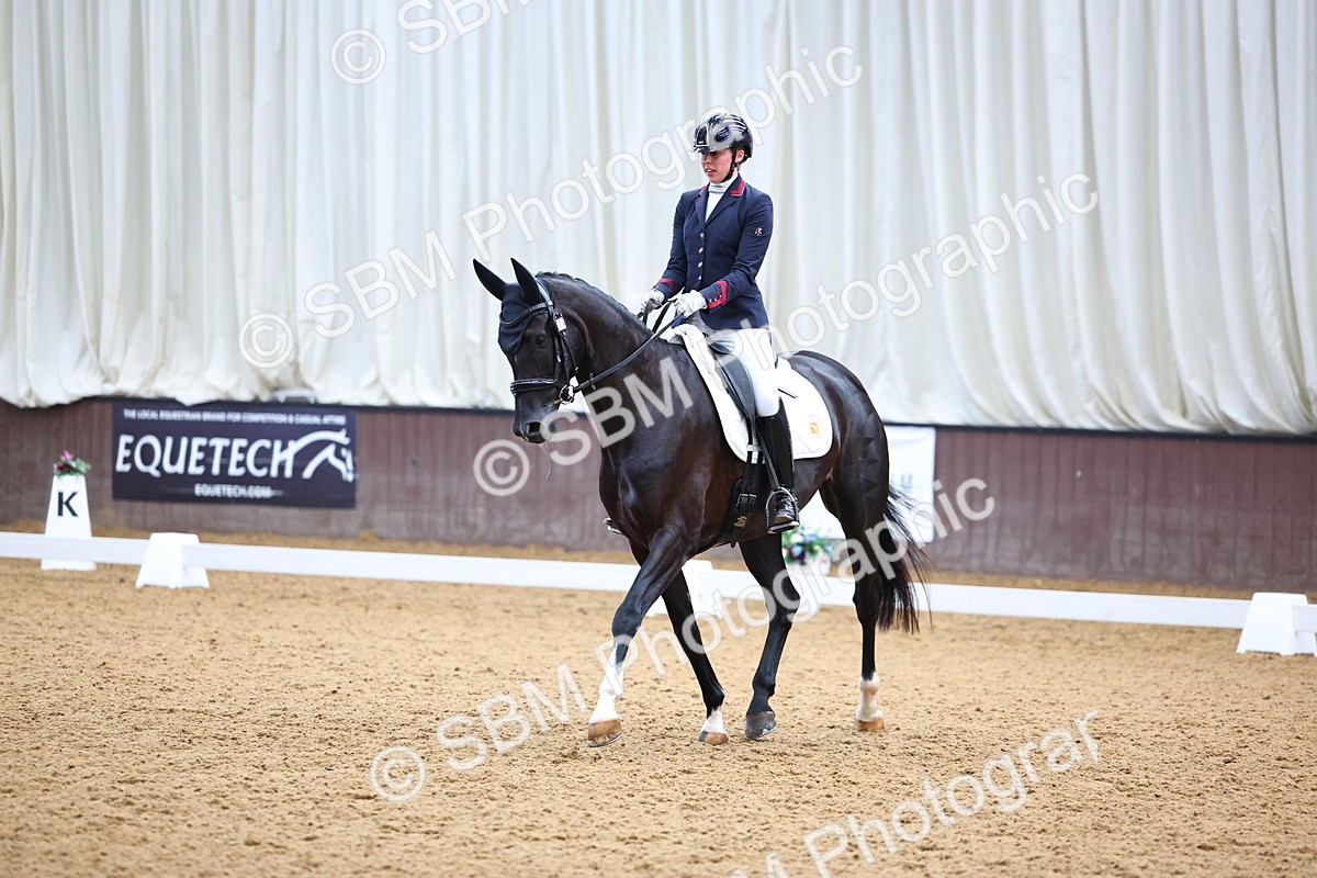SBM_006397 - Class 5 - novice 6 - 12.04-13.07