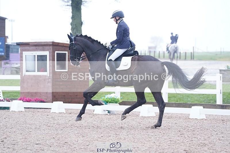 250215-130106-04018 - 150-Louise.Hutchinson-Kingstone-W