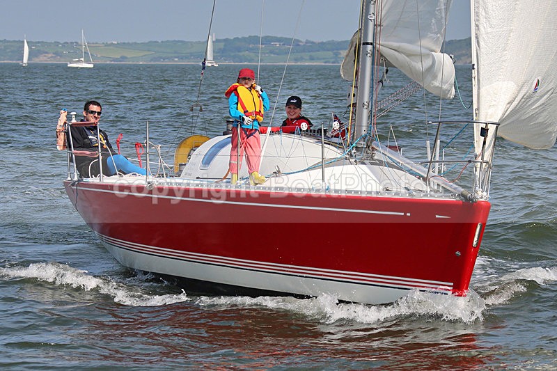 160529 RED MACHINE GBR9413 WT7A6917 - Sailboats - monohull