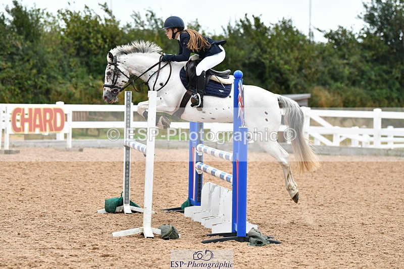 230819A-120757-00452 - Cls 25 Pony Newcomers & 1m Open