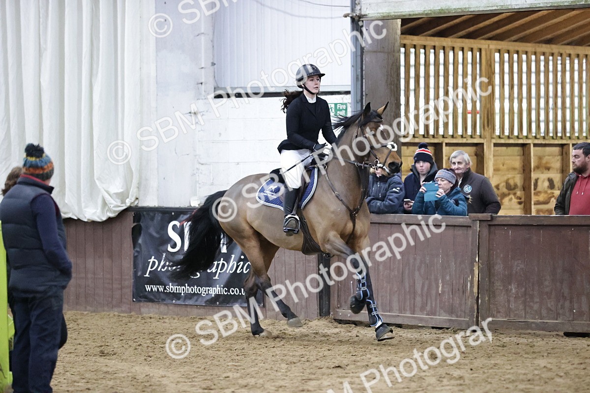 SBM_001234 - Class 4 - Senior Newcomers/ 1.10m Open