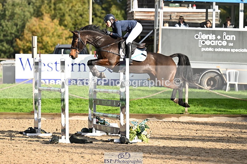 251024A-101126-06345 - B-131-Gemma.Gurvidi