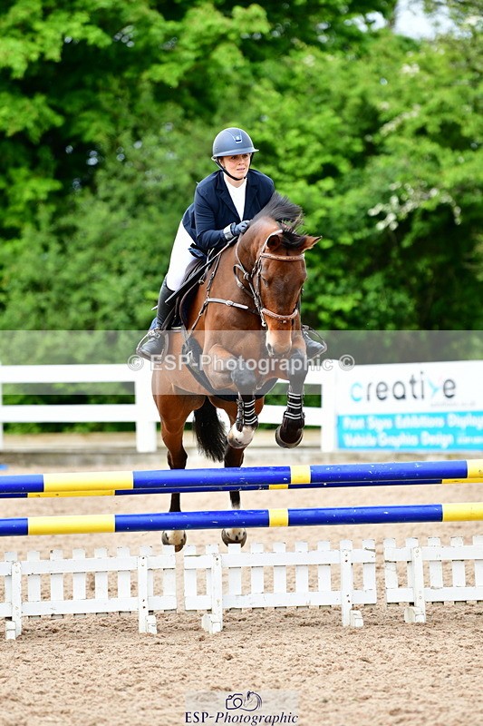 240524A-094913-02327 - Cls 21 British Novice and 90cm Open