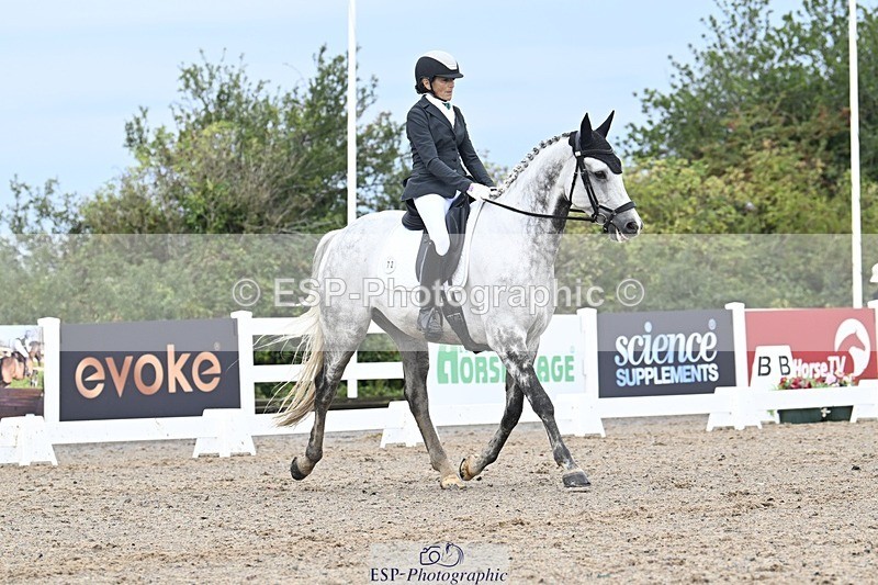 250907-110906-06506 - 072-Jan.ChoppingSeal