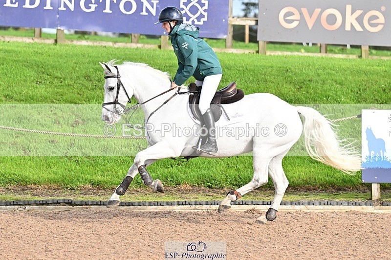 250920-163028-01900 - Cls 22 Pony Intro 90cm Derby