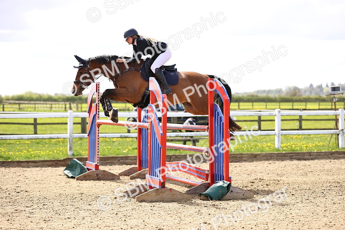 SBM_004063 - Class 17 - Senior Newcomers - 1.10m
