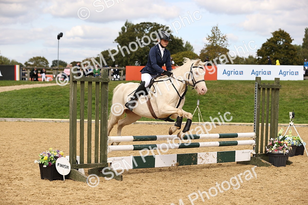 SBM_47627 - J9 - Junior Pony 70cm Championship
