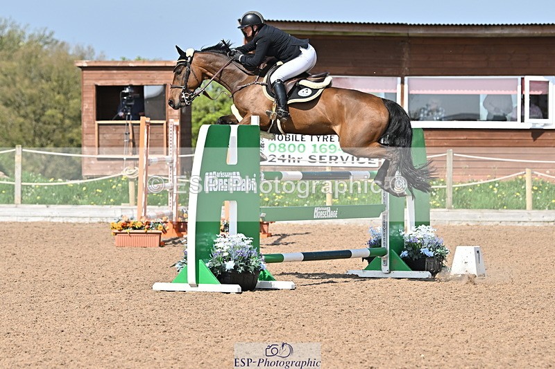 240509A-102451-00857 - Cls 8 Foxhunter