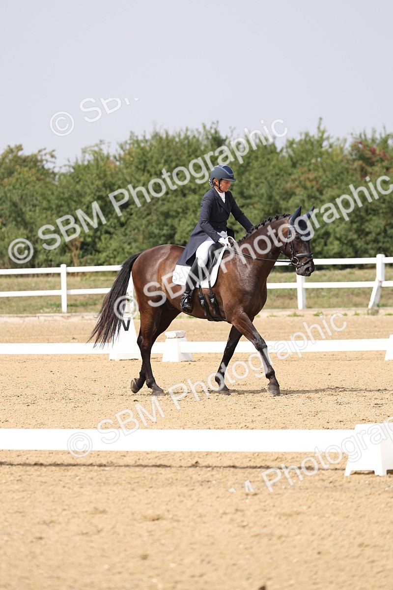 SBM_007329 - Class 9 - FEI INT I - 13.37-14.33