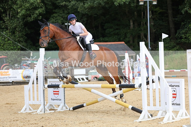 3E7A4268 - Class 10: 90 cm open