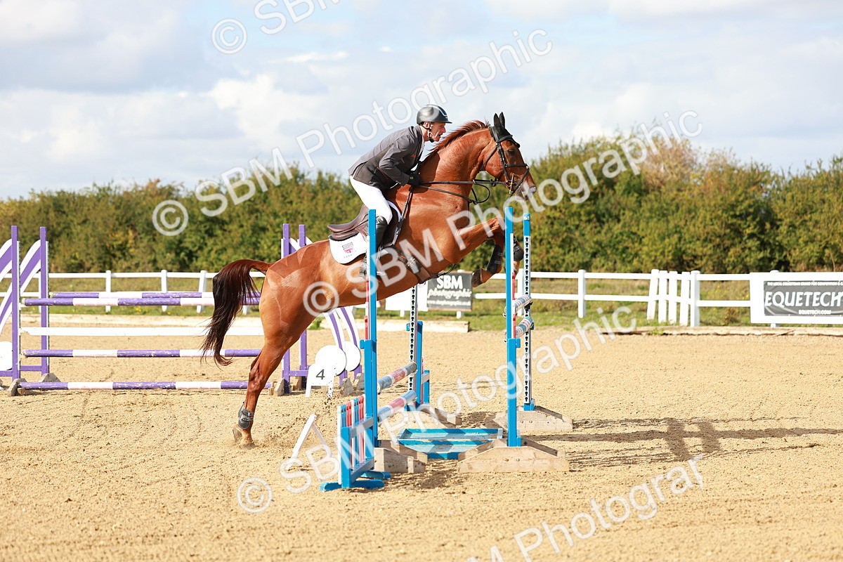 SBM_001931 - Class 5 - Senior Foxhunter - 1.20m