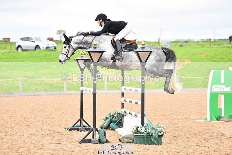 230507A-141012-08340 - Cls 48 Foxhunter