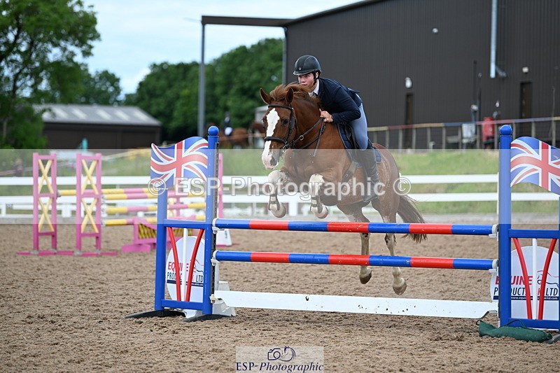 240608A-152147-01606 - Cls 11 Pony Newcomers and 1m Open