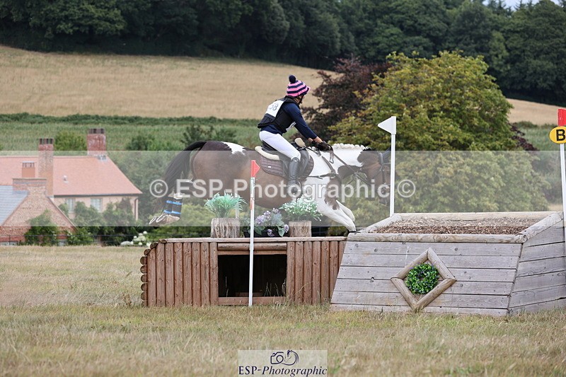 250802A-144540-05117 - F-258-Rachael.Whittaker-STAR