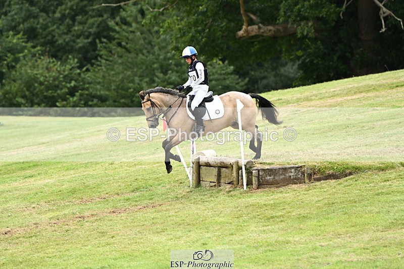 240825X-164111-37322 - 80cm XC 16.30 to 17.30